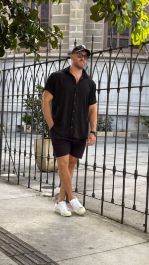 Camisa Social Masculina com Elastano – Tecido que Não Amarrota, Elegância e Conforto (Preta)