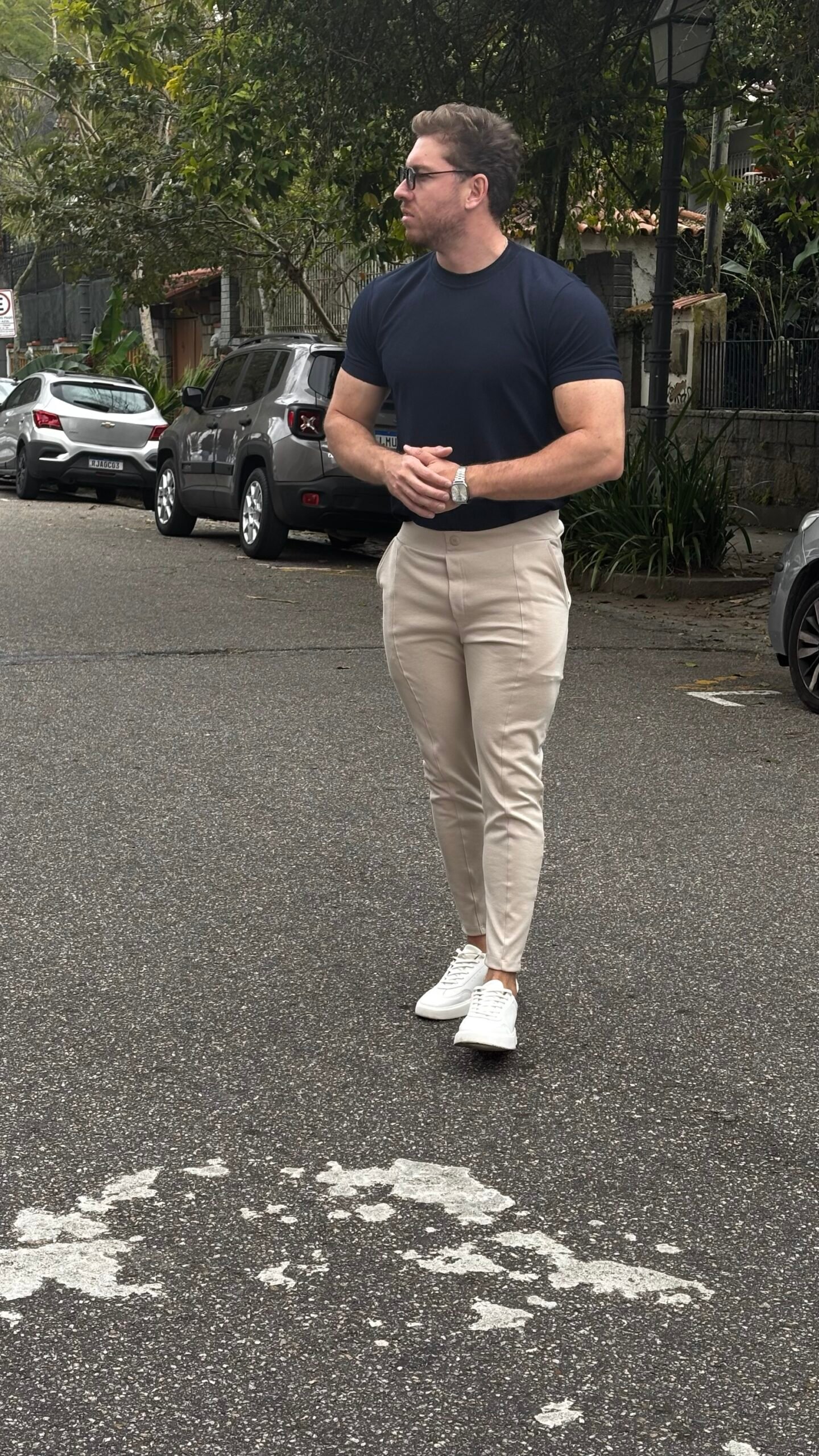 Calça de Alfaiataria Masculina com Elastano – Elegância e Conforto (Bege) - Imagem 3
